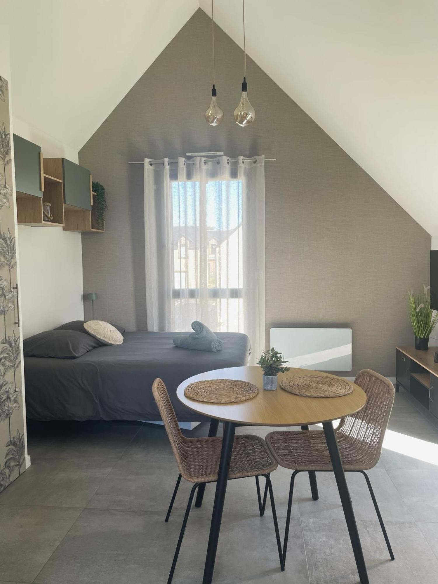 Studio avec terrasse proche de la mer Lancieux Extérieur photo